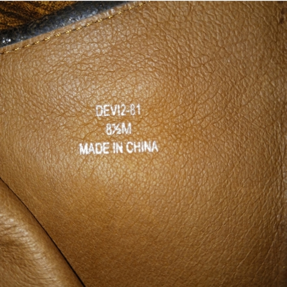 Devi 2 Boots - Picture 6 of 6